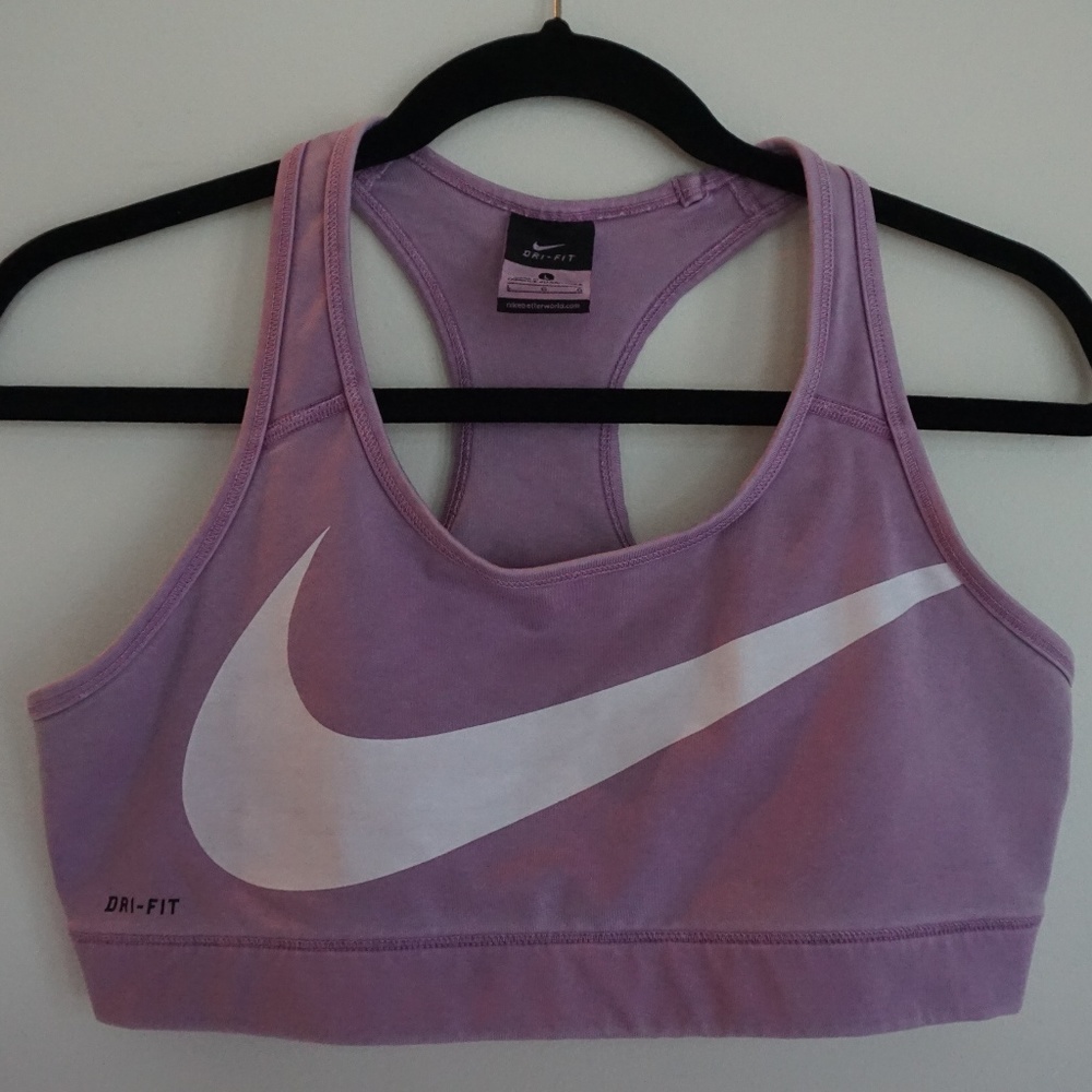Nike -- Drifit Nike Pro Sports Bra